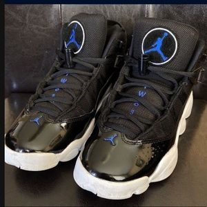 Jordans size 4 kids blue and black